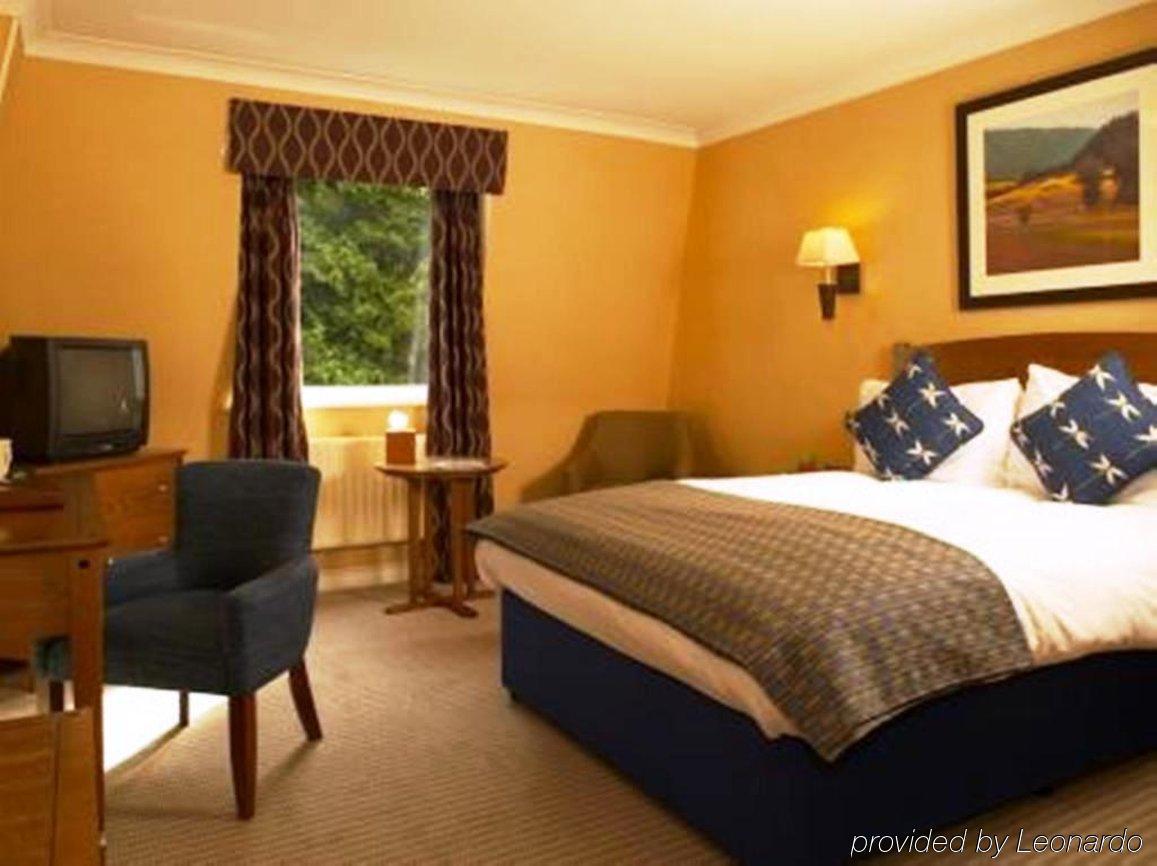 Waterloo Hotel Crowthorne Exteriér fotografie