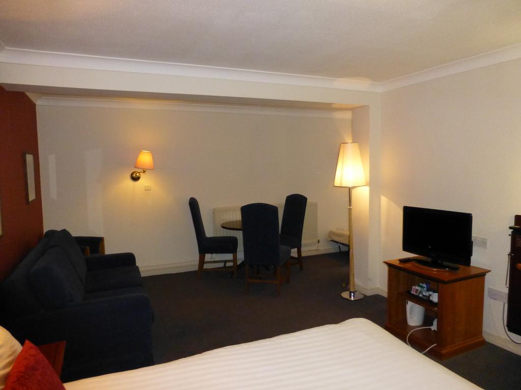 Waterloo Hotel Crowthorne Pokoj fotografie
