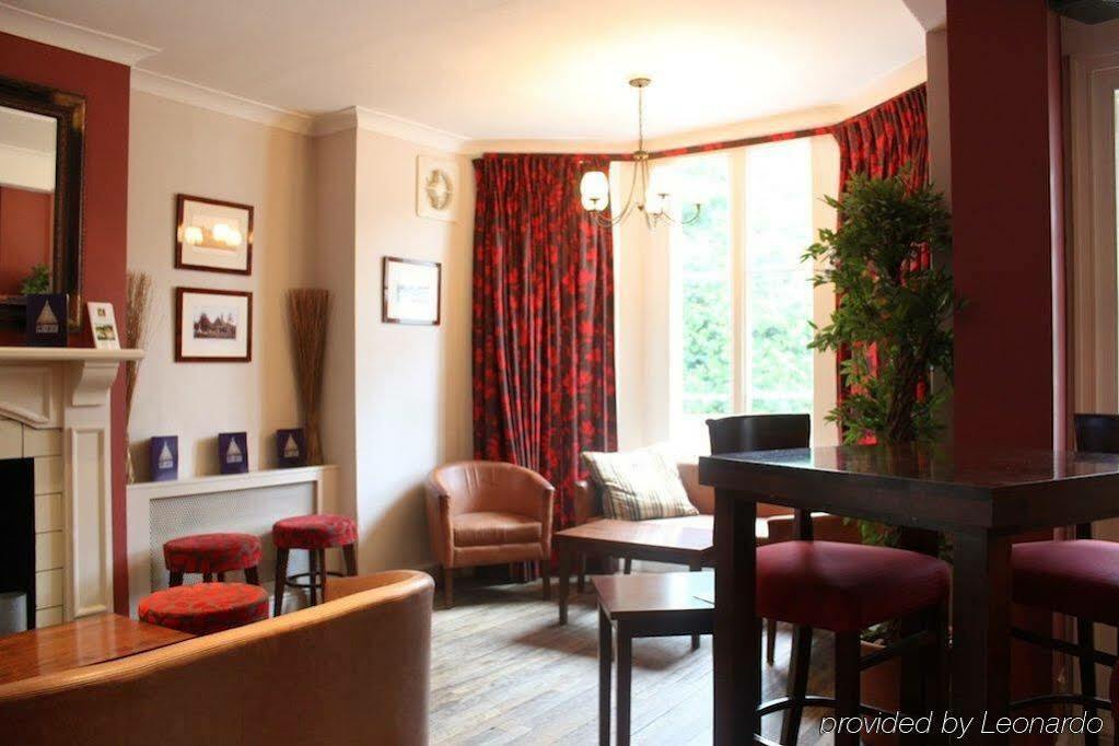 Waterloo Hotel Crowthorne Pokoj fotografie